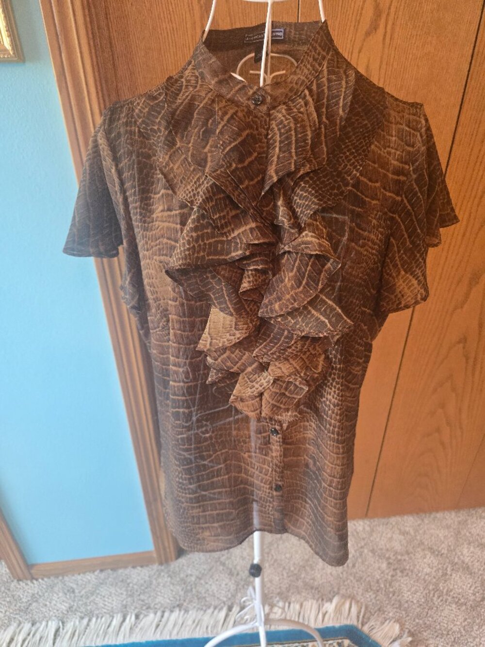 American Living Brown Alligator Print Ruffle Blouse – Size Large